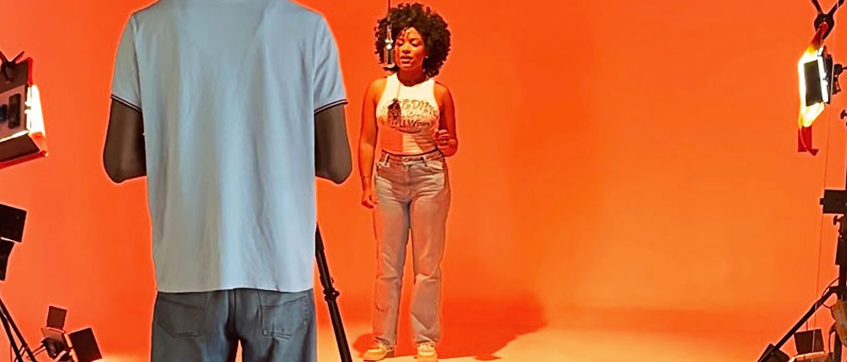 studio video fond orange
